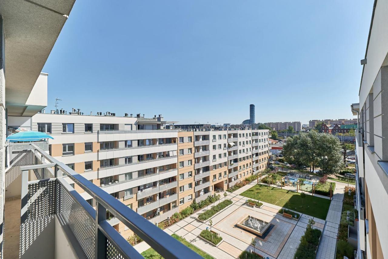 Exclusive Apartments Teczowa With Underground Parking By Noclegi Renters วรอตซวาฟ ภายนอก รูปภาพ