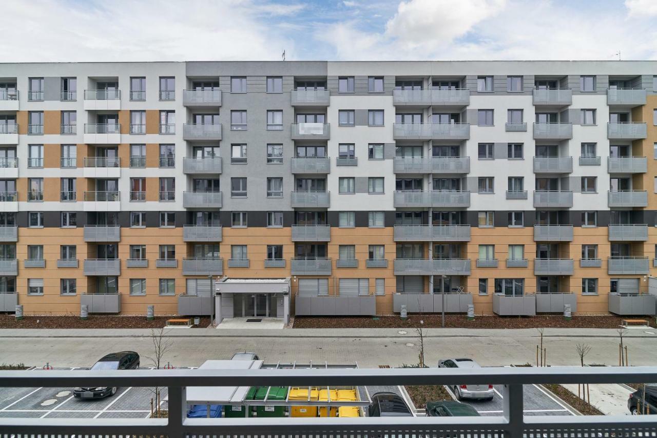 Exclusive Apartments Teczowa With Underground Parking By Noclegi Renters วรอตซวาฟ ภายนอก รูปภาพ